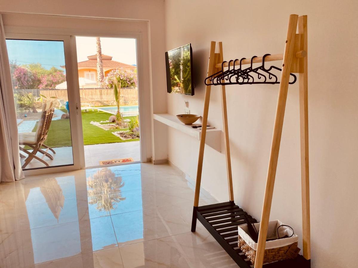 Nikludin Suites & Studios Laganas Esterno foto