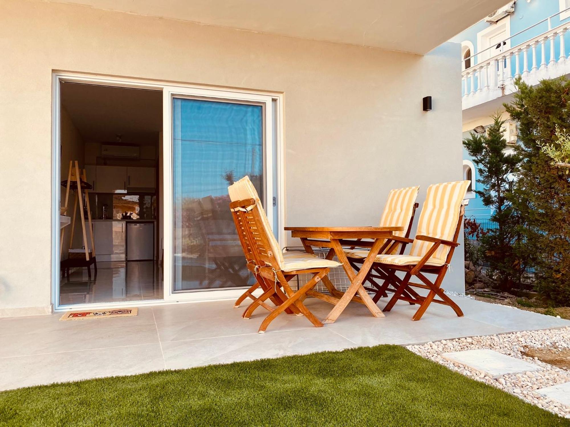 Nikludin Suites & Studios Laganas Esterno foto