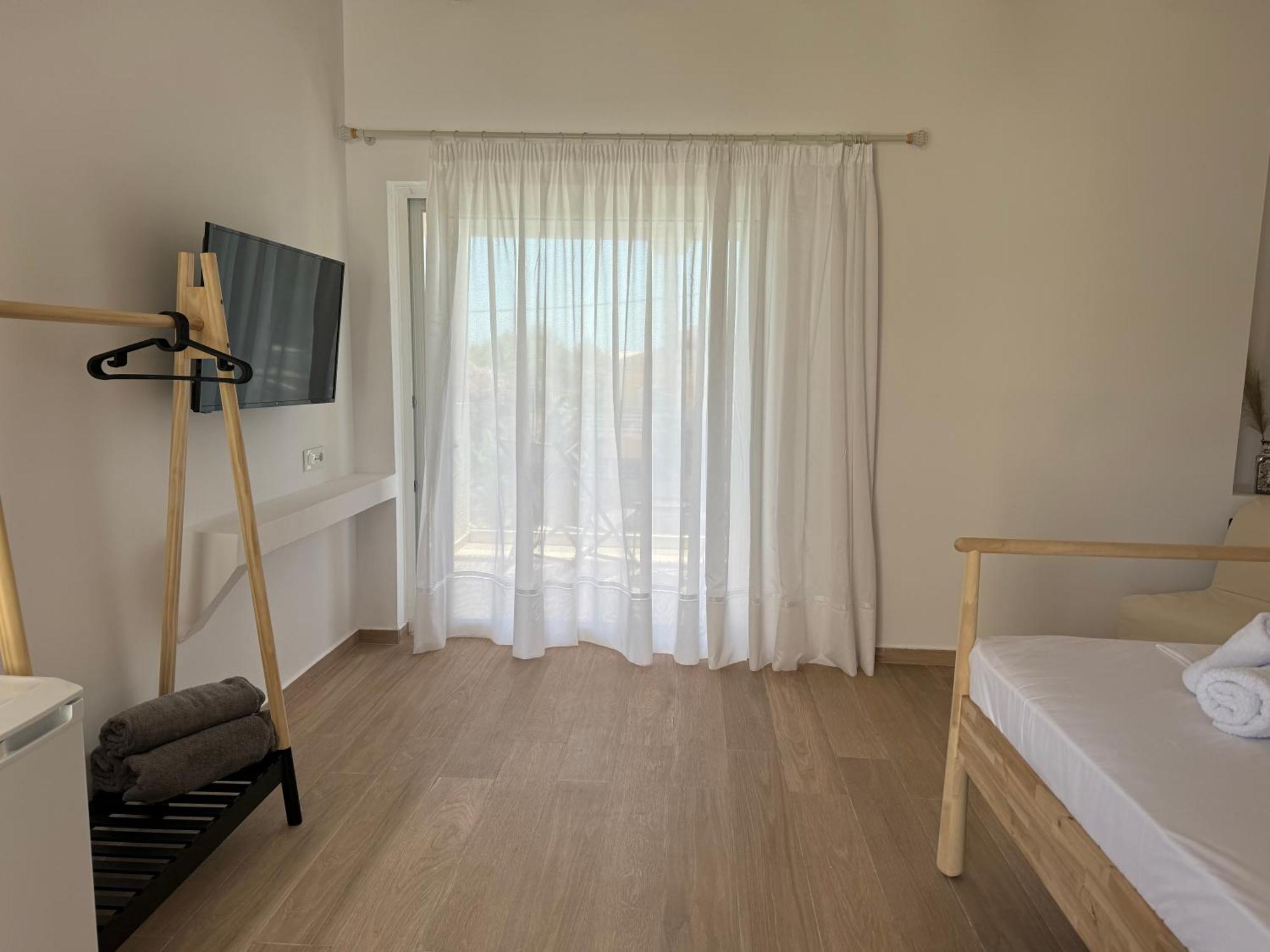 Nikludin Suites & Studios Laganas Esterno foto
