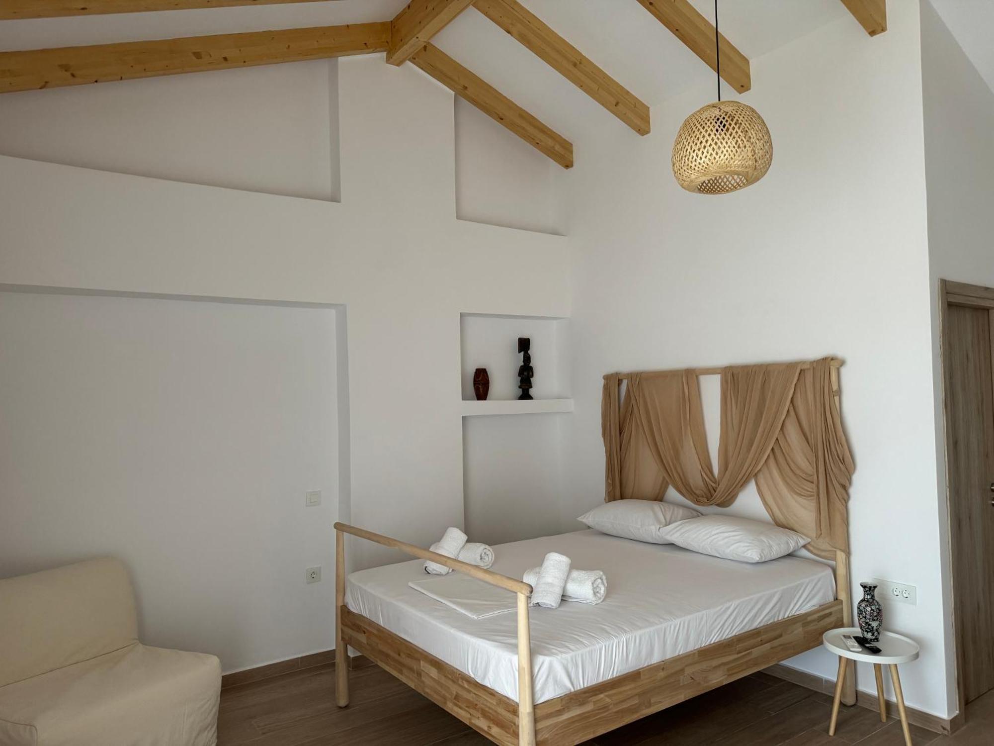 Nikludin Suites & Studios Laganas Esterno foto