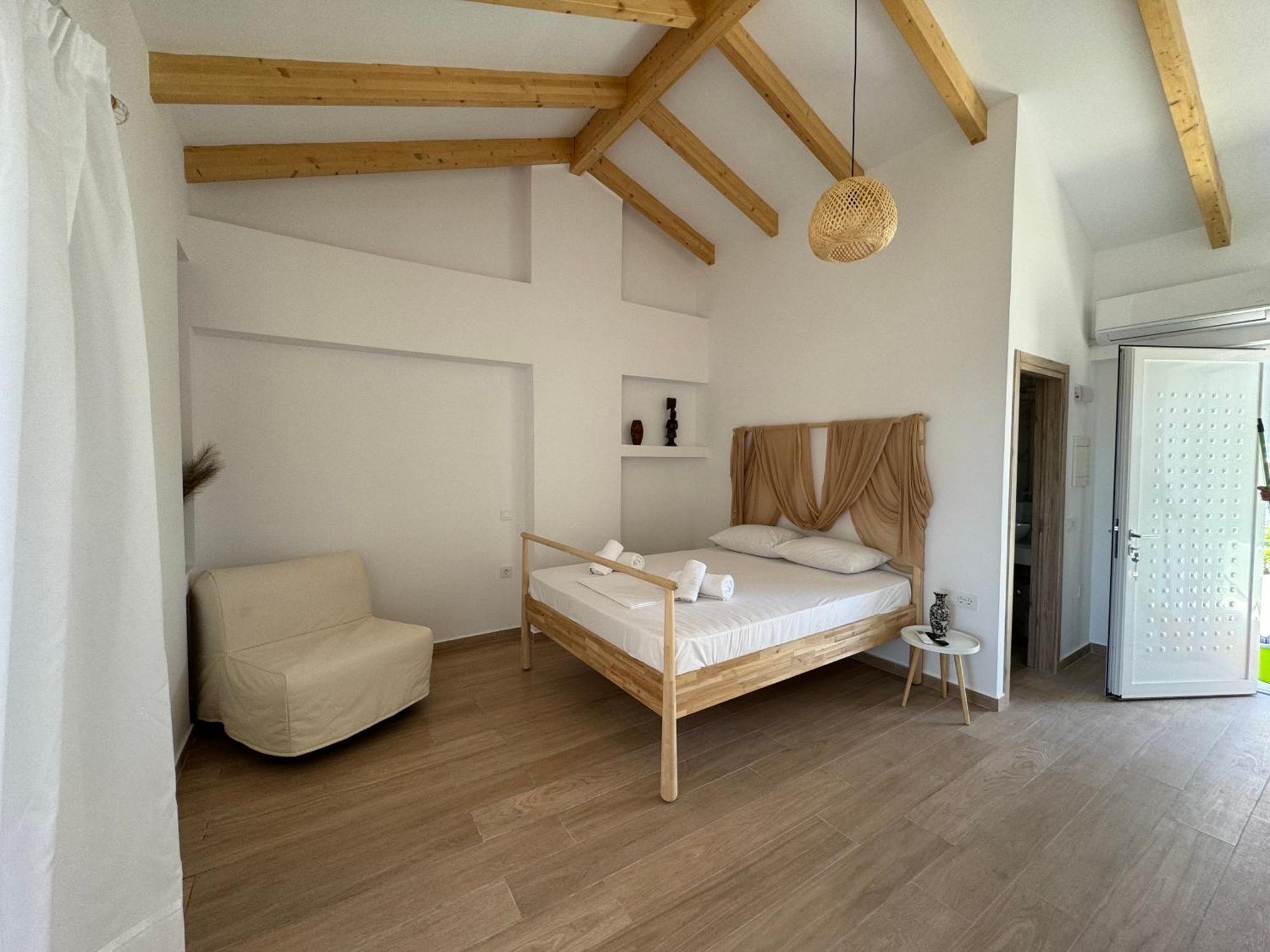 Nikludin Suites & Studios Laganas Esterno foto